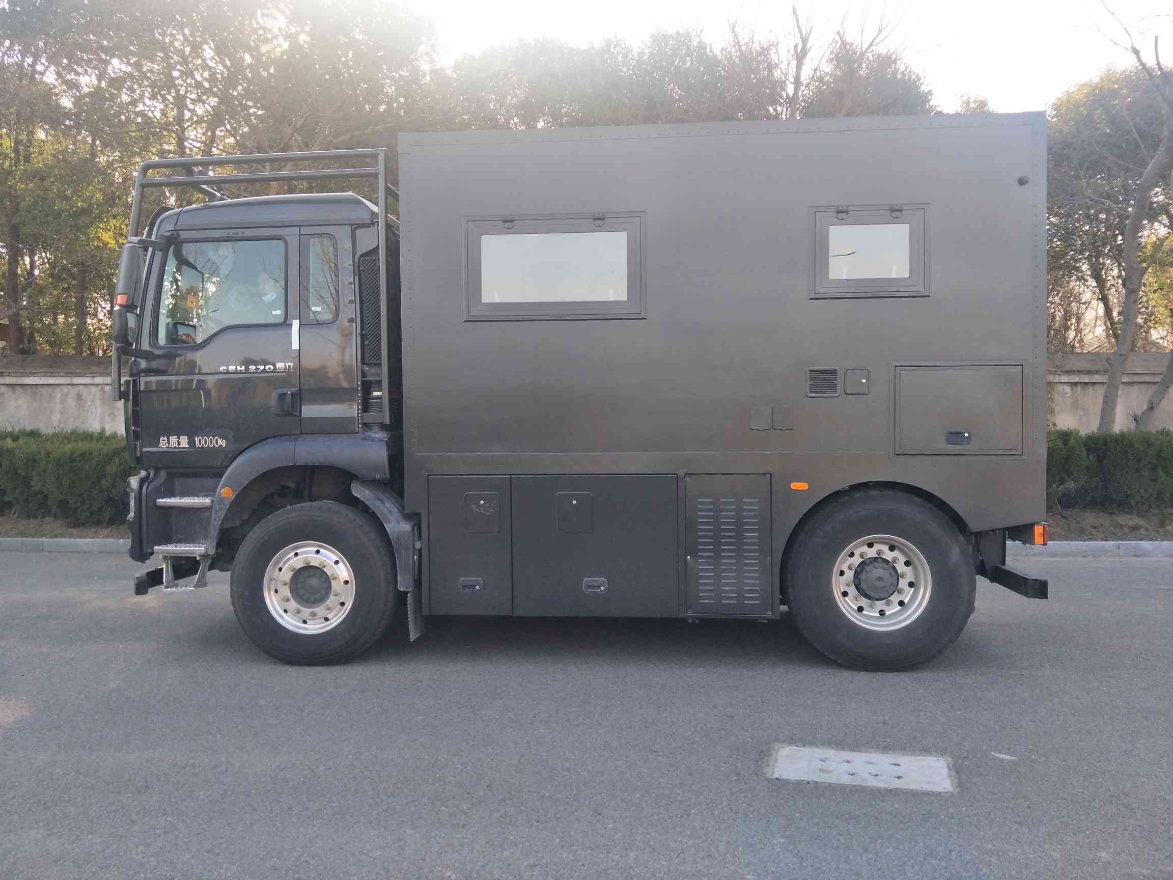 衛(wèi)航牌WHP5100XLJ旅居車(chē)公告圖片