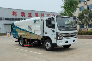 聚尘王牌HNY5125TXCE6吸尘车