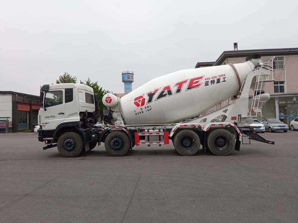 亞特重工牌TZ5310GJBDFCFT混凝土攪拌運輸車公告圖片