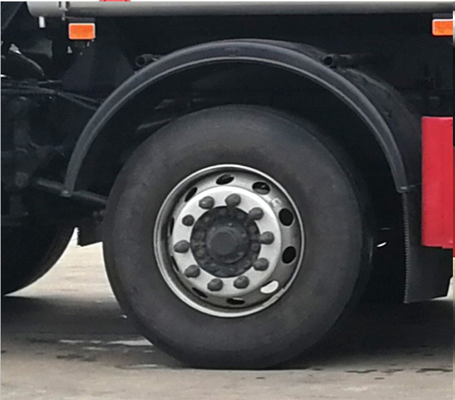 楚勝牌CSC5262GYYS6運(yùn)油車公告圖片