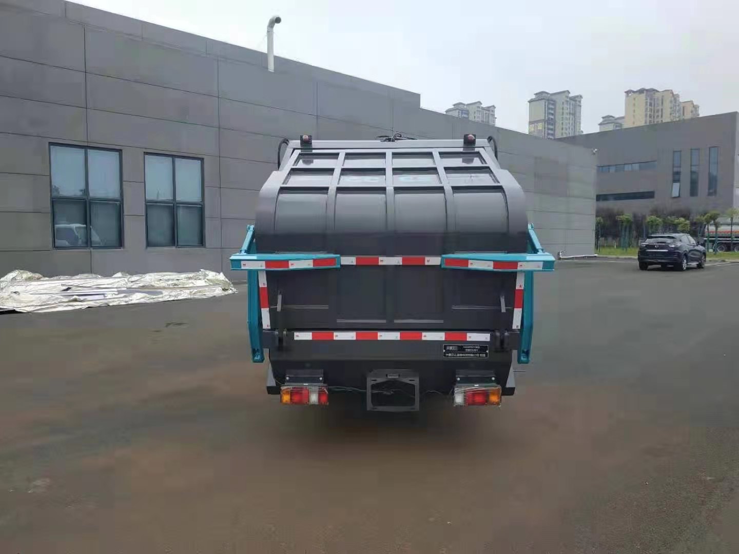 中振漢江牌HJZ5070ZYS6QL壓縮式垃圾車公告圖片