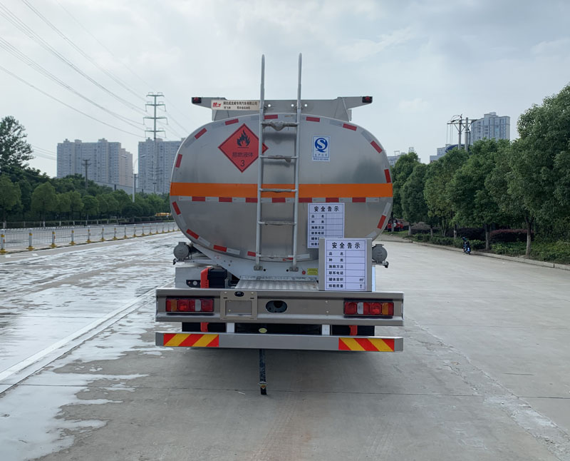 楚飛牌CLQ5325GYY6ZZA鋁合金運油車公告圖片