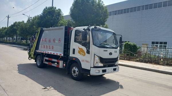 龙星汇牌HLV5073ZYSZZ6压缩式垃圾车公告图片