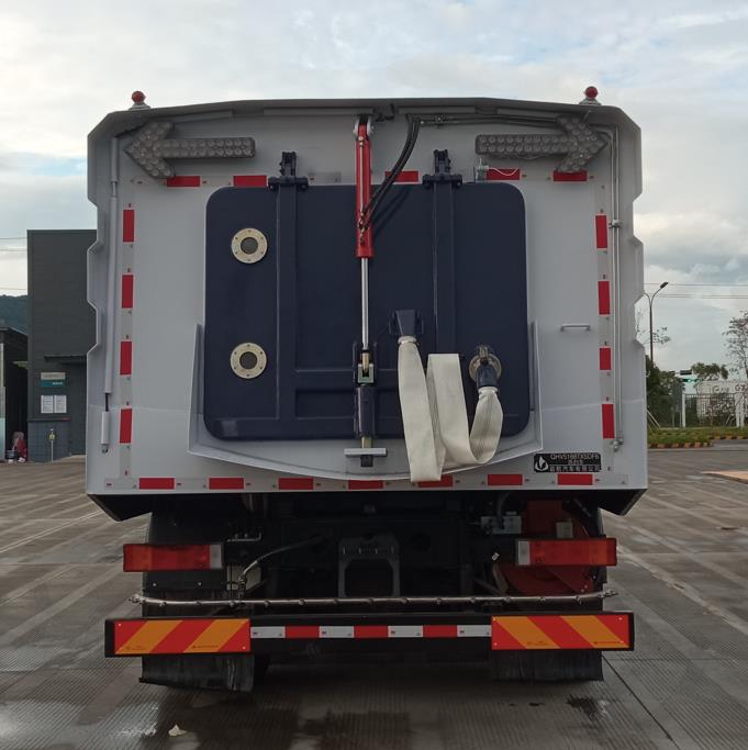 啟敬牌QHV5188TXSDF6洗掃車公告圖片