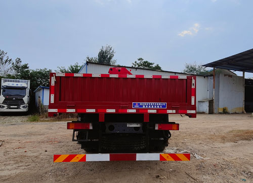 神百重工牌ABC5315JSQLZ6隨車起重運(yùn)輸車公告圖片