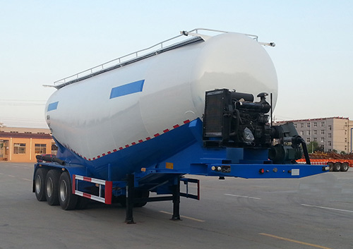 梁通牌10.7米31吨3轴中密度粉粒物料运输半挂车(LTT9401GFL)