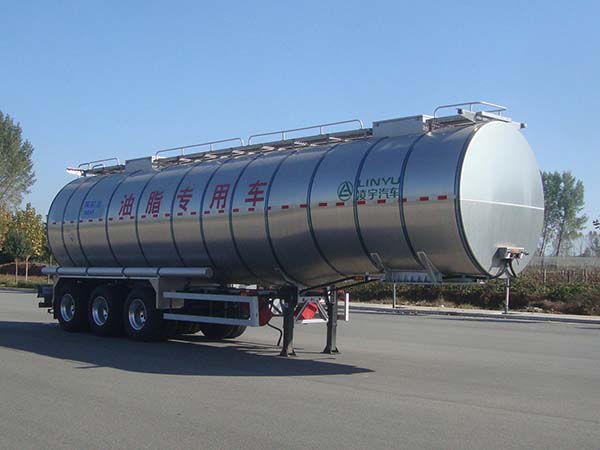 凌宇牌11.2米32吨3轴食用油运输半挂车(CLY9405GSYA)