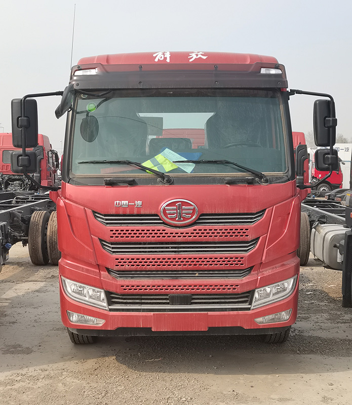 圣工牌HGY5181TYH路面養(yǎng)護(hù)車公告圖片