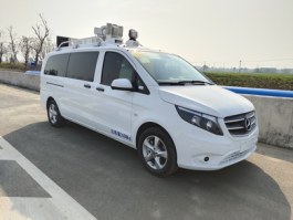 勘察车