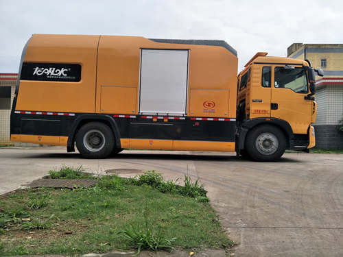 龍吸水牌FLG5150TPS61Z大流量排水搶險車公告圖片