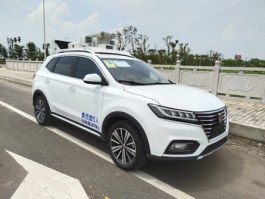巡逻车