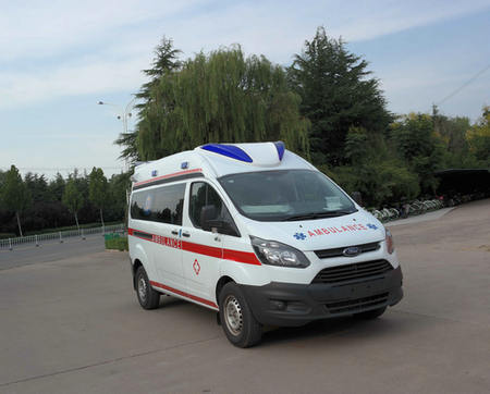 春星牌ZZT5041XJH-6救护车图片