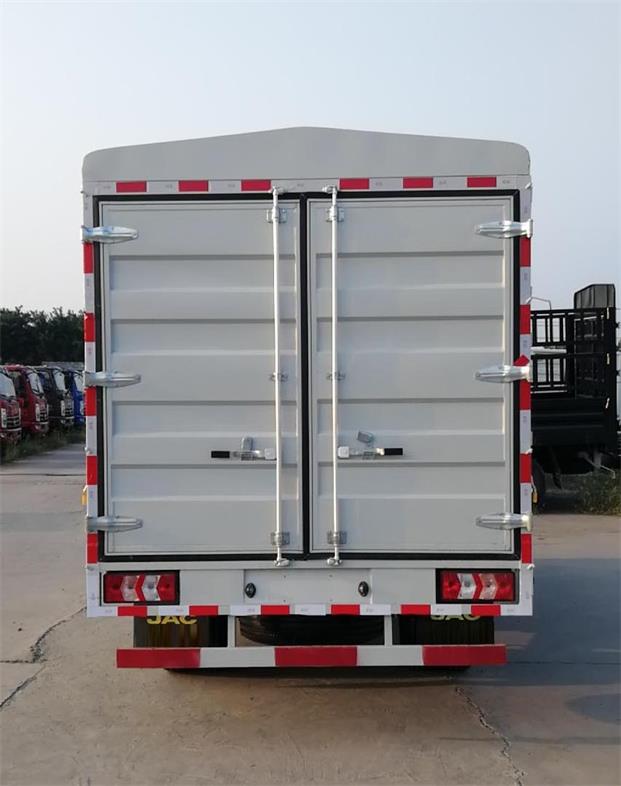 江淮牌HFC5045CCYP22K1C7S-1倉柵式運輸車公告圖片