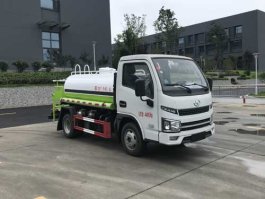 洒水车