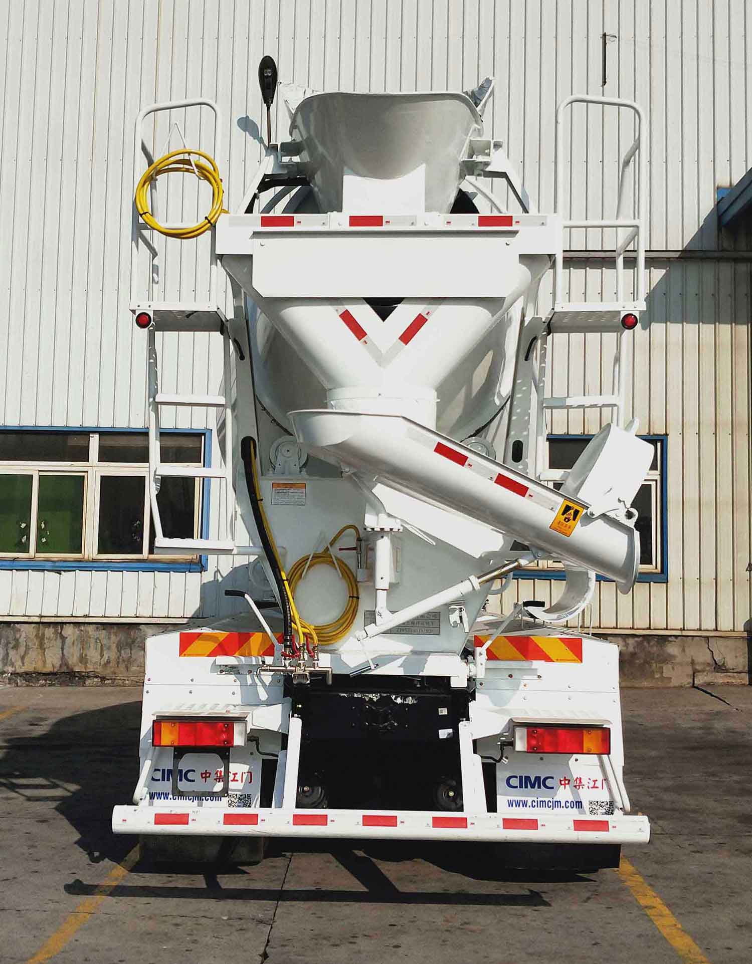 中集牌ZJV5314GJBJMDF混凝土攪拌運(yùn)輸車公告圖片