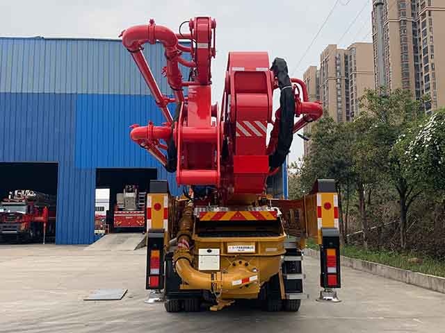 三一牌SYM5462THBFS混凝土泵車公告圖片