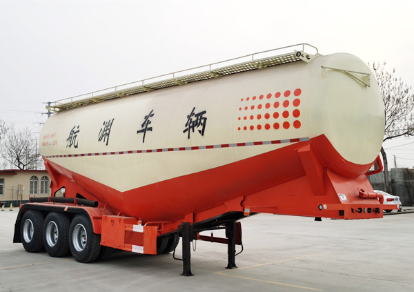 软山牌9.6米33.4吨3轴中密度粉粒物料运输半挂车(RSP9401GFL)