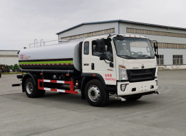 洒水车