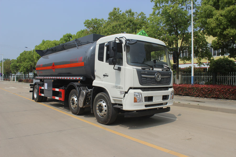 潤知星牌SCS5262GRYDFH6易燃液體罐式運輸車公告圖片