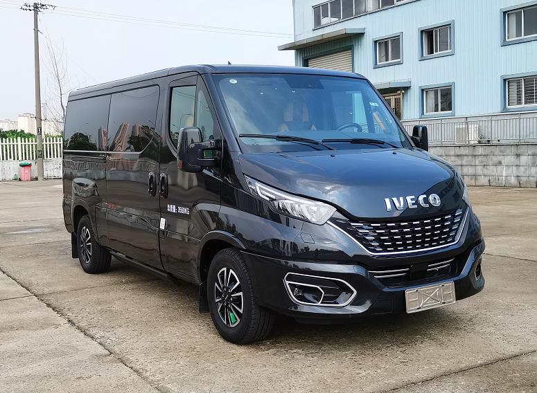 領(lǐng)座牌HHL5040XSW商務(wù)車公告圖片