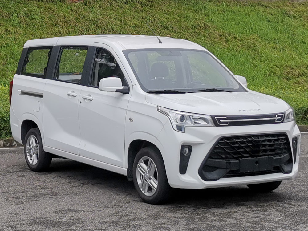 东风牌DXK6460AF10H多用途乘用车图片