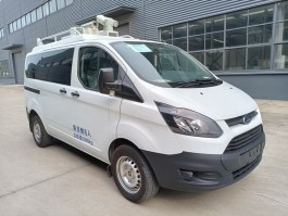 巡逻车