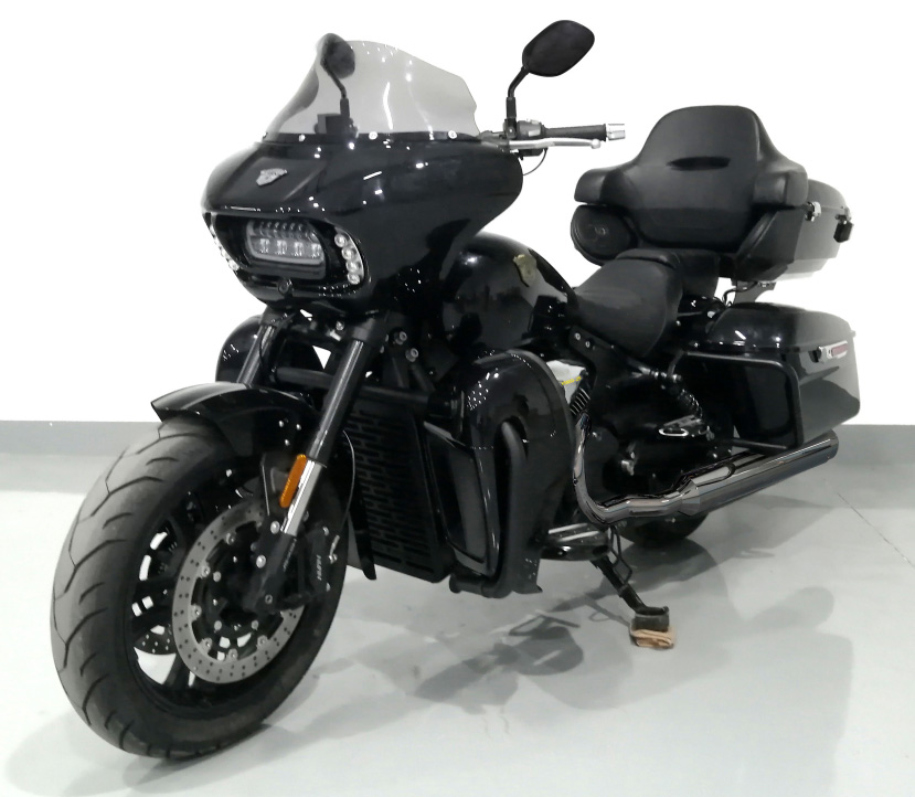 XS800-2F 香帅牌800CC汽油前双盘后盘式两轮摩托车图片