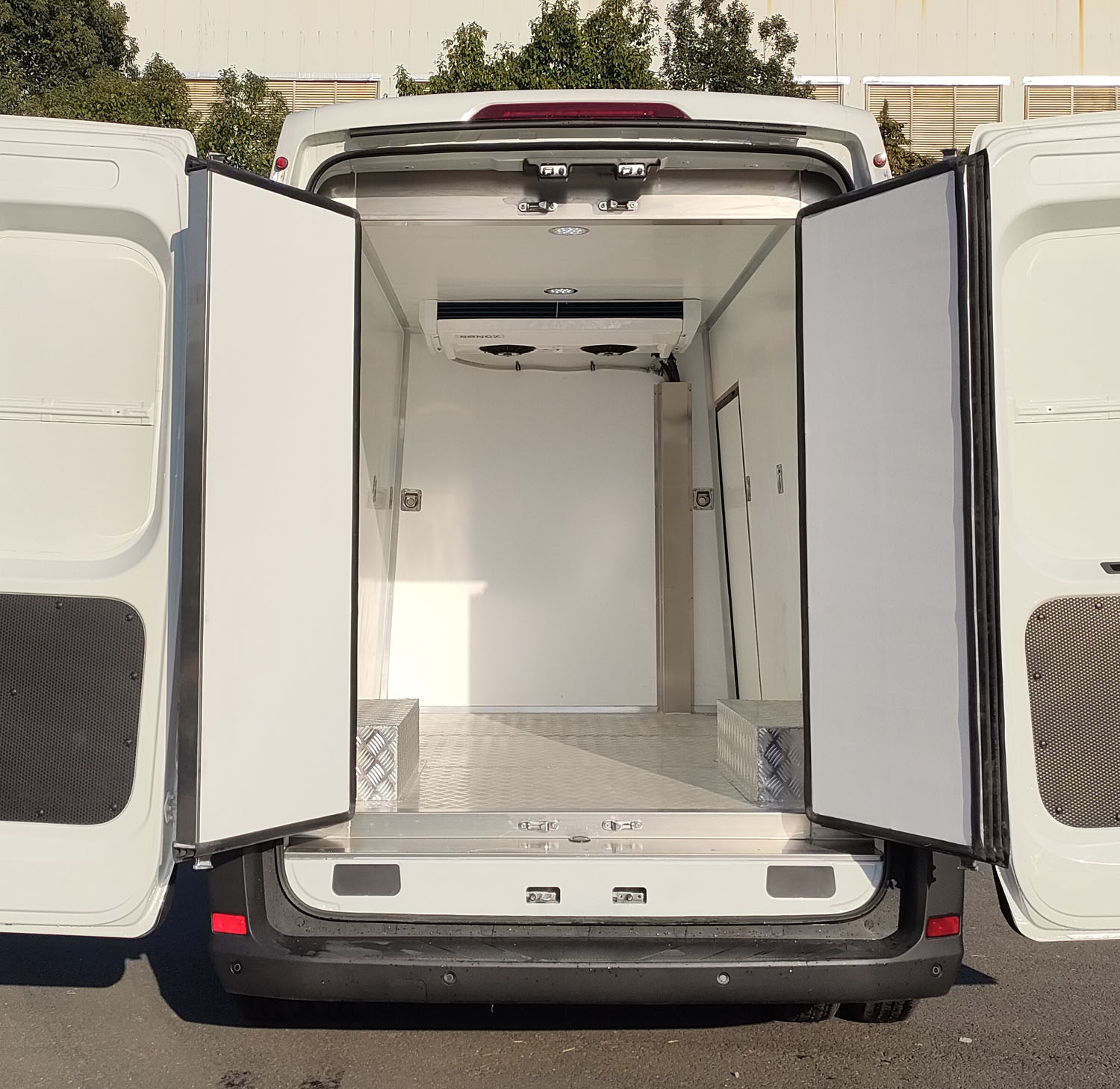 上誠牌XSN5043XLCSH6冷藏車公告圖片