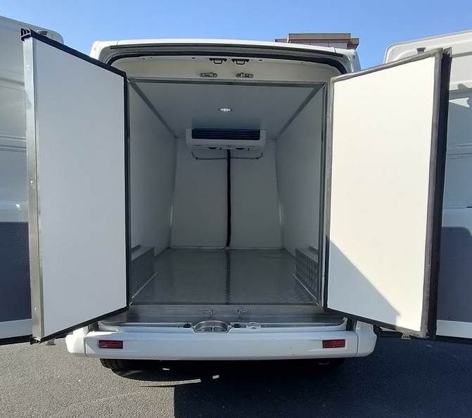 上誠(chéng)牌XSN5040XLCSH6冷藏車(chē)公告圖片