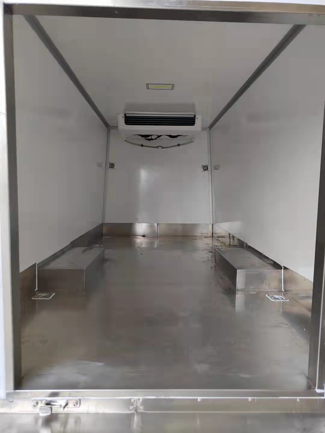 世技超堅(jiān)牌SJC5046XLC6冷藏車公告圖片