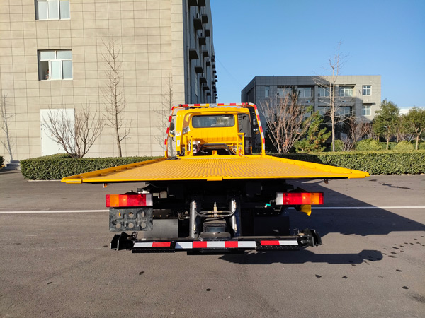 盼科牌AXH5083TQZ6HS清障車公告圖片