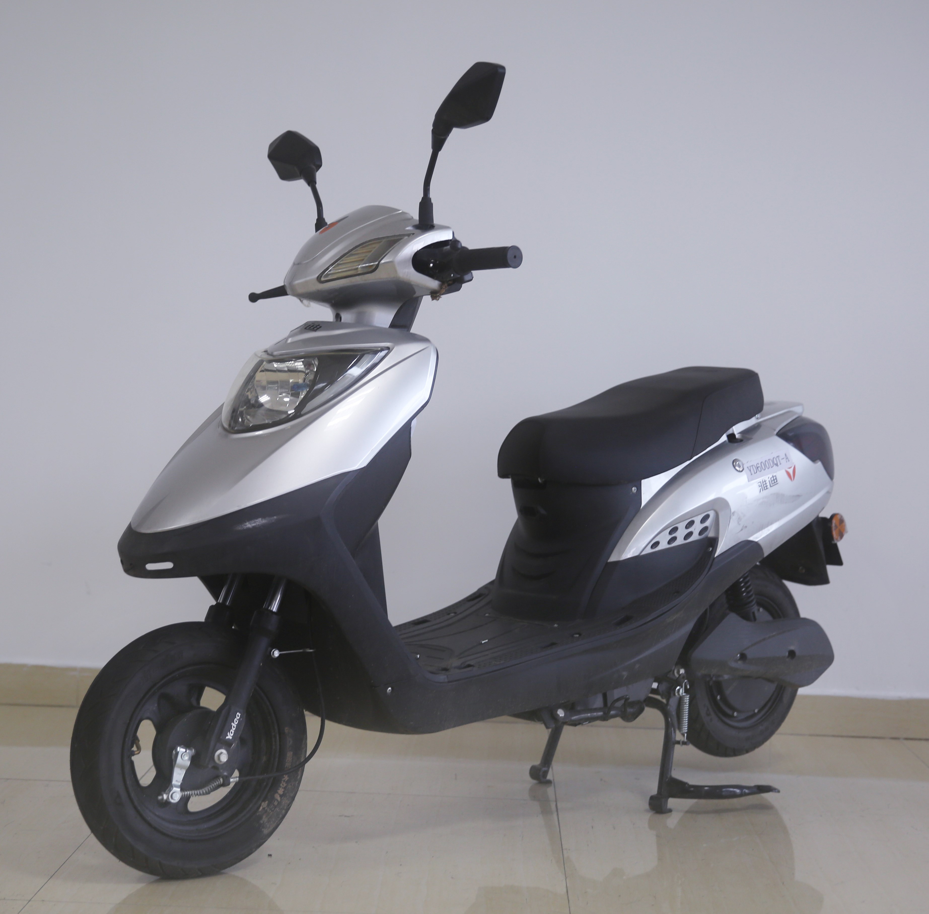 雅迪牌YD600DQT-A电动两轮轻便摩托车公告图片