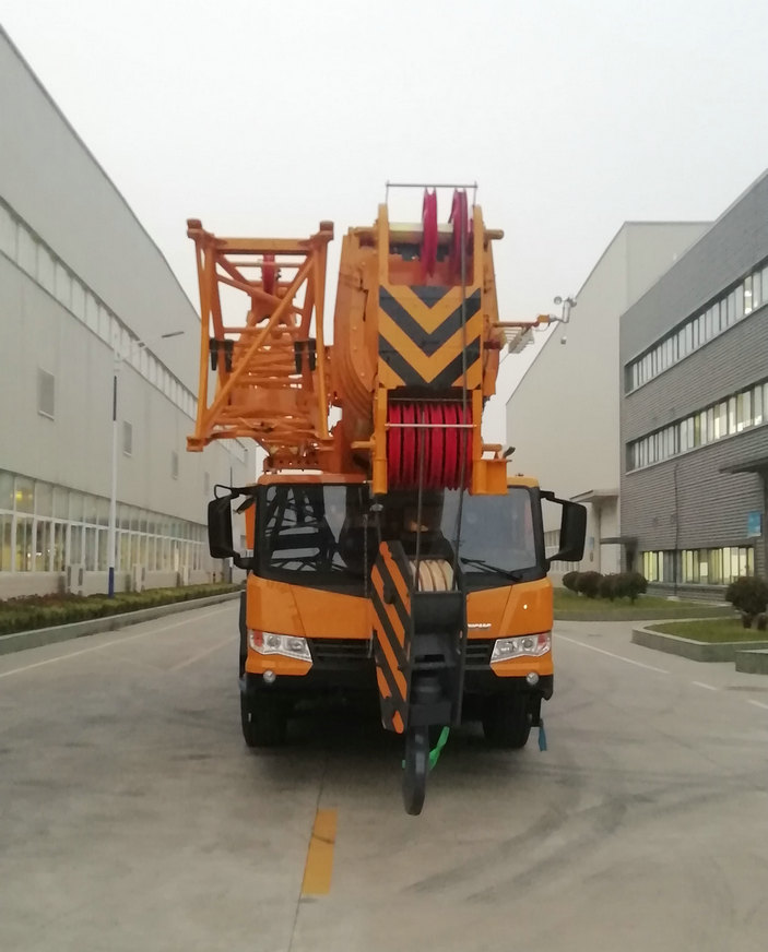 徐工牌XZJ5502JQZ80K汽車起重機(jī)公告圖片