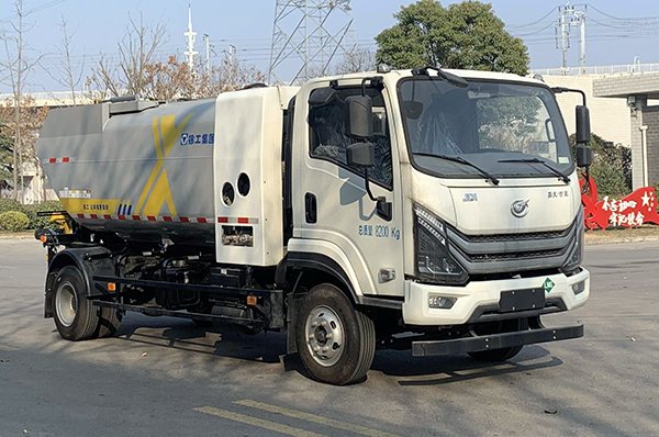 XGH5081ZZZY6NG 徐工牌自装卸式垃圾车图片