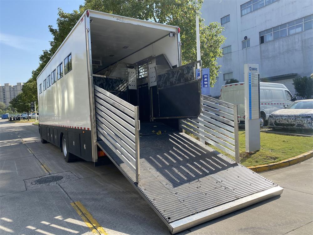 明諾牌MN5180XYMDF運馬車公告圖片