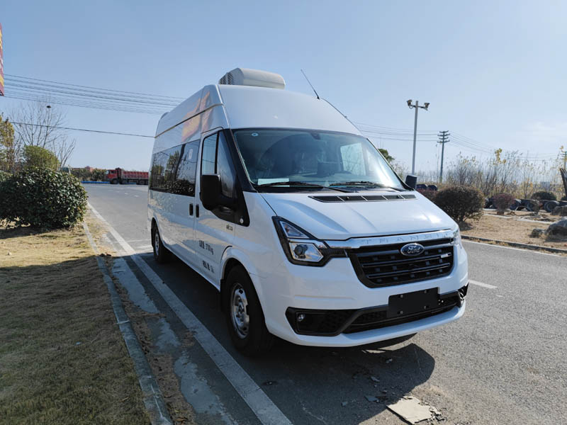 顯浩牌XHA5040XYL07醫(yī)療車公告圖片