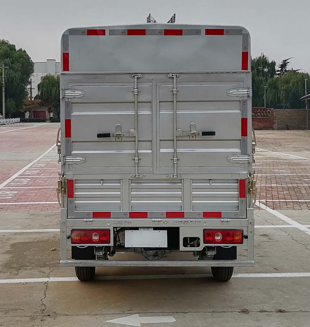 長(zhǎng)安牌SC5022CCYDEAF6倉(cāng)柵式運(yùn)輸車(chē)公告圖片