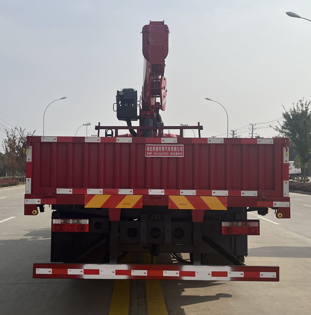 舜德牌SDS5180JSQEQ6随车起重运输车公告图片