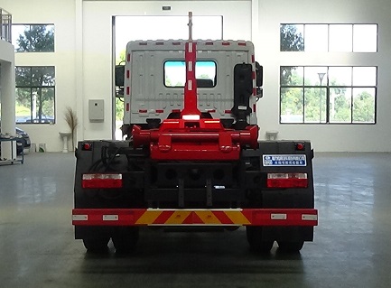 程力威牌CLW5180ZXX6DJ車廂可卸式垃圾車公告圖片
