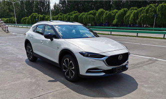 马自达牌CA7252ATE6E型轿车