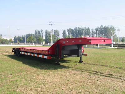 威腾牌12.7米25吨2轴低平板半挂车(BWG9331TDP)