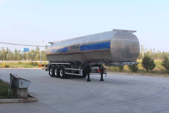 通亚达牌12.4米33.4吨3轴铝合金液态食品运输半挂车(CTY9401GYS)