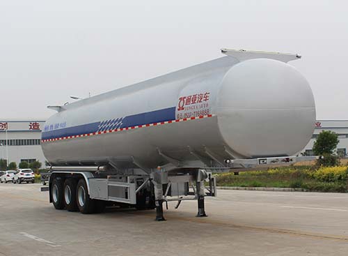 通亚达牌12.4米33.8吨3轴润滑油罐式运输半挂车(CTY9403GRHL)