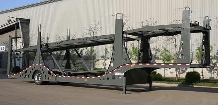 威腾牌13.8米10.8吨1轴车辆运输半挂车(BWG9173TCL)