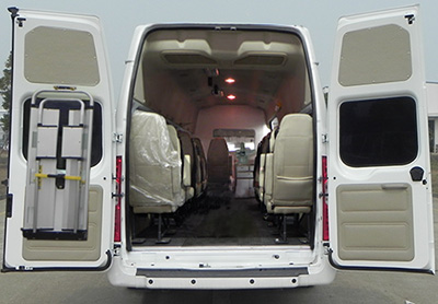 江鈴全順牌JX5048XJHML26救護(hù)車公告圖片