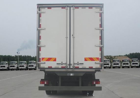 豪沃牌ZZ5167XLCK561DF1B冷藏車(chē)公告圖片
