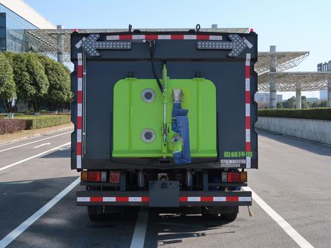 中聯(lián)牌ZBH5110TXSQLE6洗掃車(chē)公告圖片