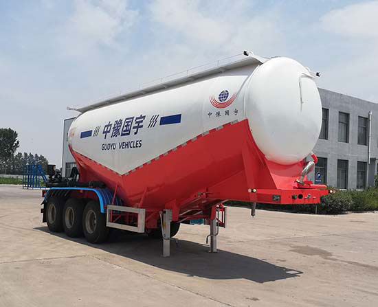 中豫国宇牌9米33.5吨3轴中密度粉粒物料运输半挂车(ZGY9403GFL)