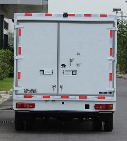 寶龍牌TBL5048XYC-AM3防彈運鈔車公告圖片