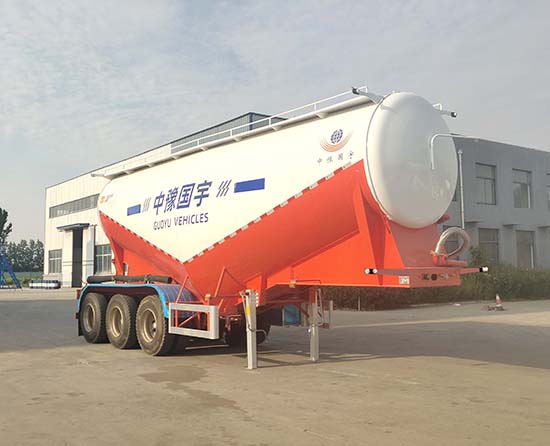 中豫国宇牌9.5米33.3吨3轴中密度粉粒物料运输半挂车(ZGY9401GFL)